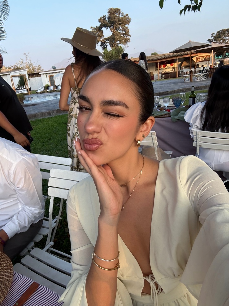Luana Barron Luana Barron