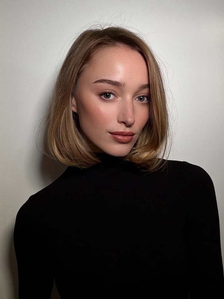 Phoebe Dynevor