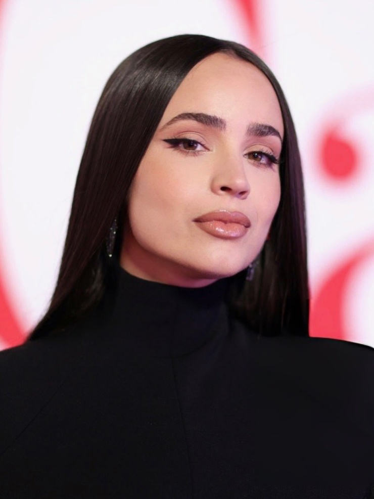Sofia Carson