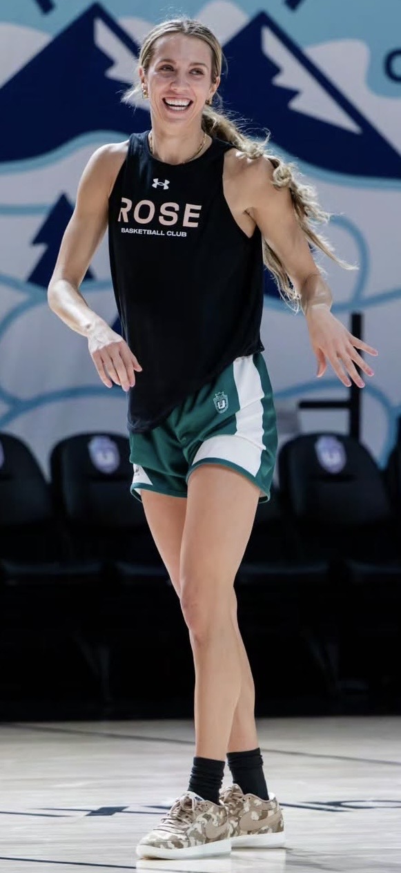 Lexie Hull
