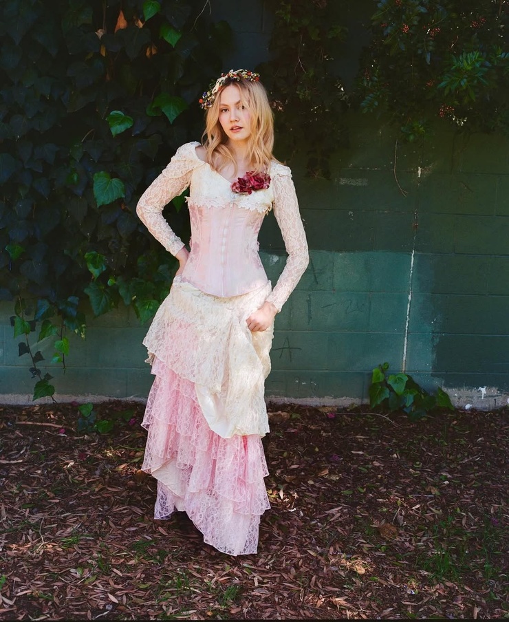 Iris Apatow