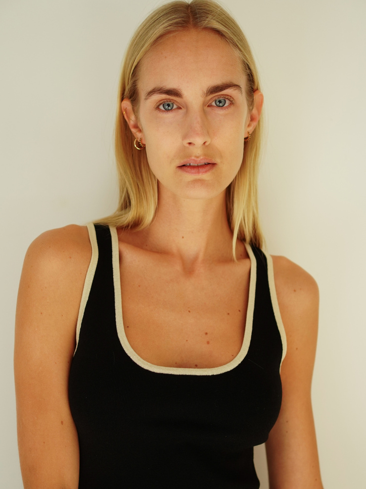 Ester Apelskog