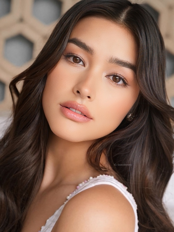 Liza Soberano