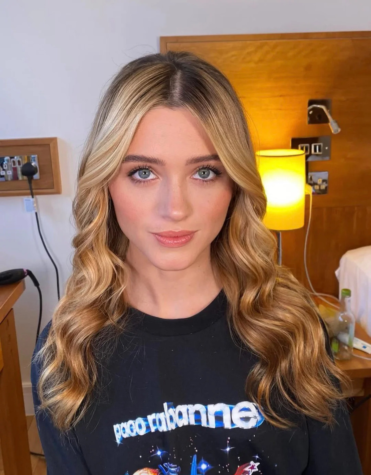 Natalia Dyer Natalia Dyer
