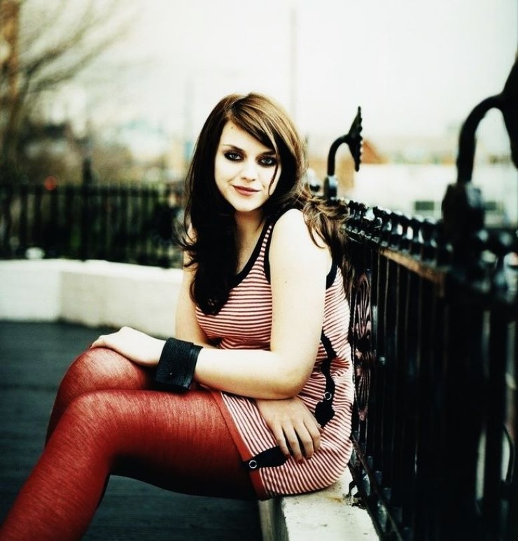Amy Macdonald-(singer)