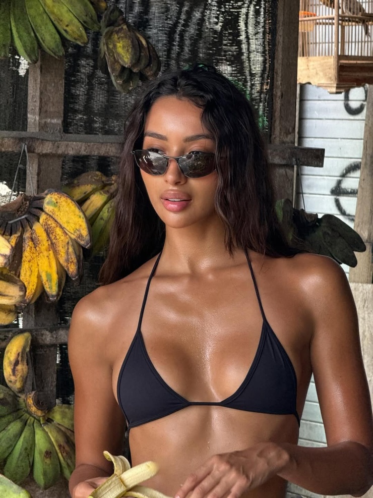 Alejandra Vidal Alejandra Vidal