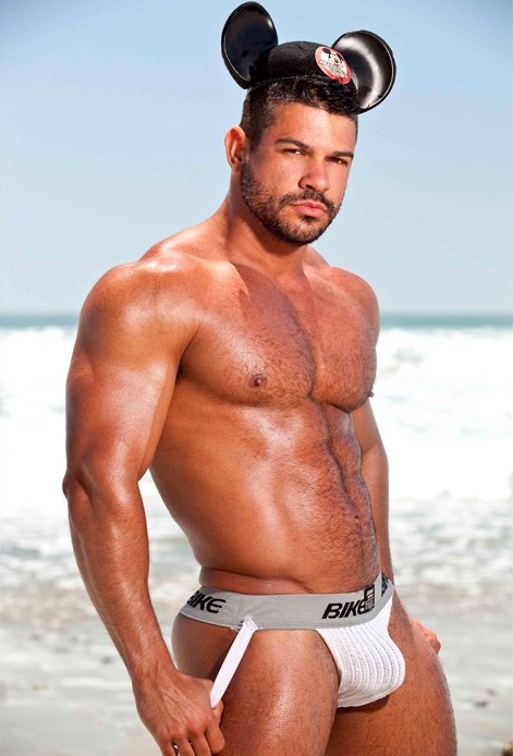 Robert Gonzalez Robert Gonzalez