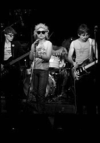 Blondie Blondie