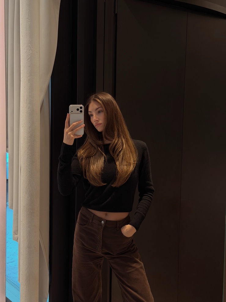 Lorena RAE