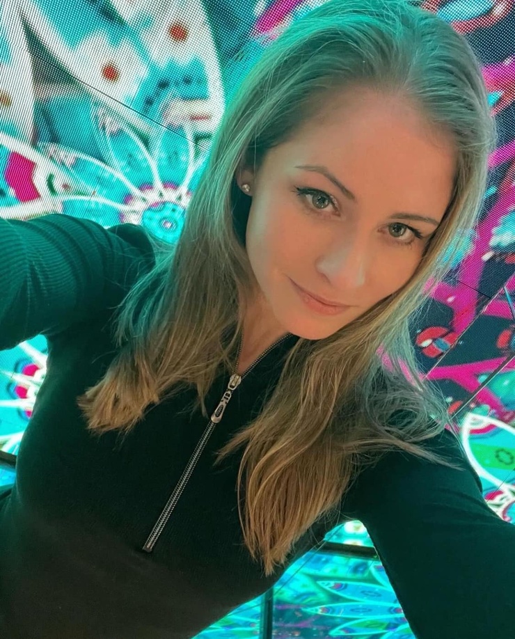 Yulia Lipnitskaya Yulia Lipnitskaya