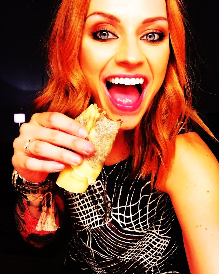 Amy Macdonald-(singer)