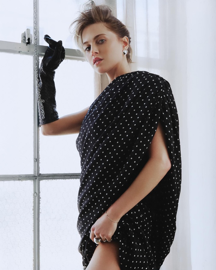 Anne Winters Anne Winters