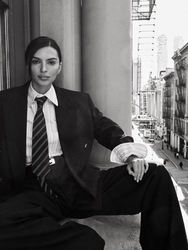 Emily Ratajkowski