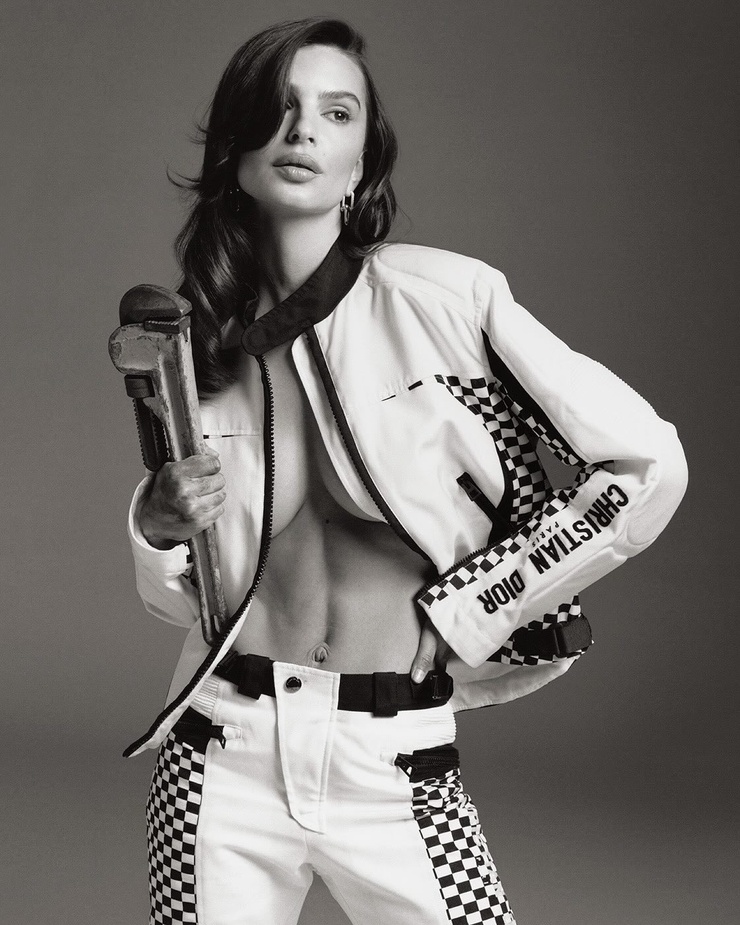 Emily Ratajkowski Emily Ratajkowski