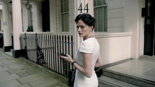 Lara Pulver