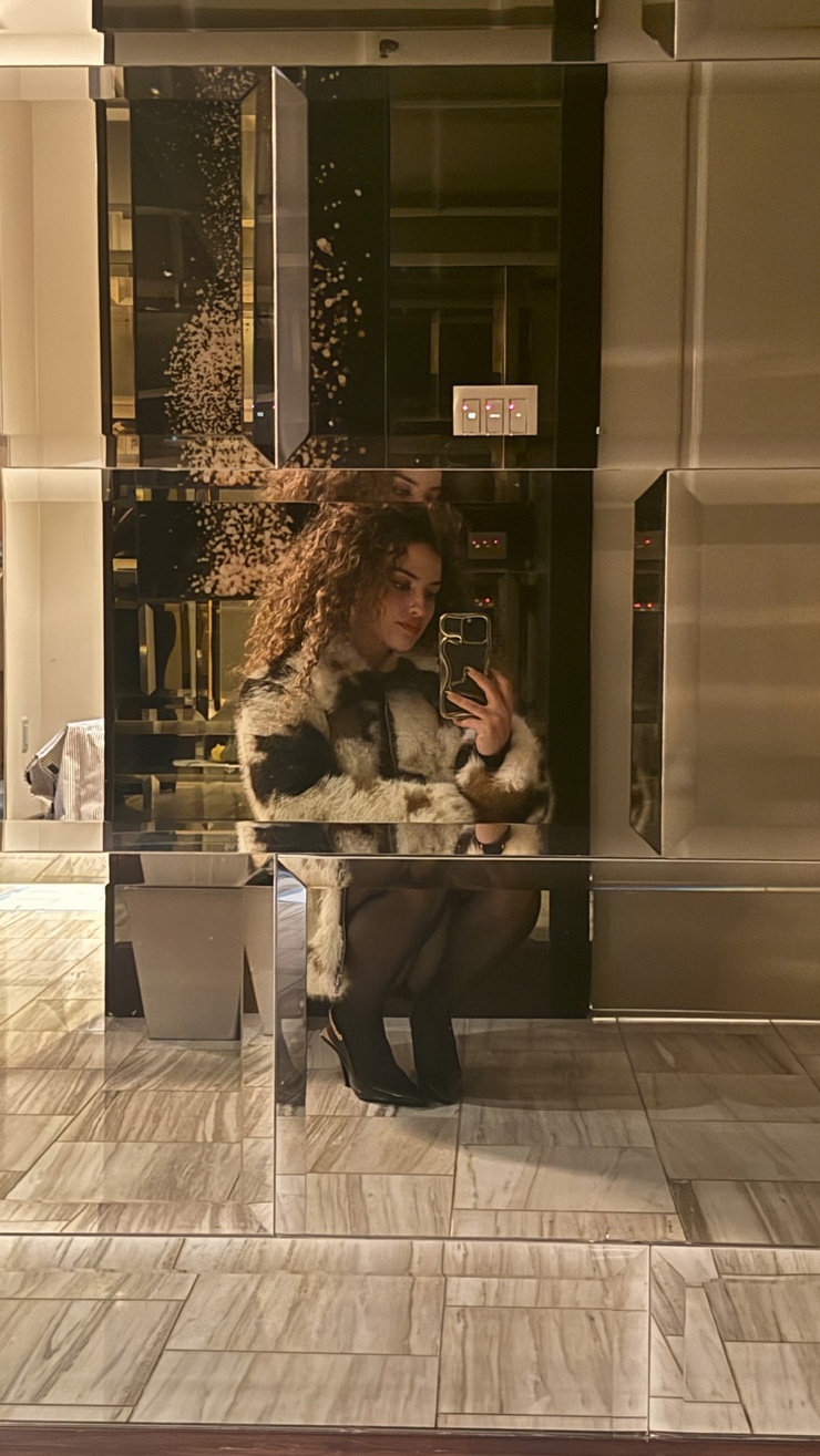 Sofie Dossi