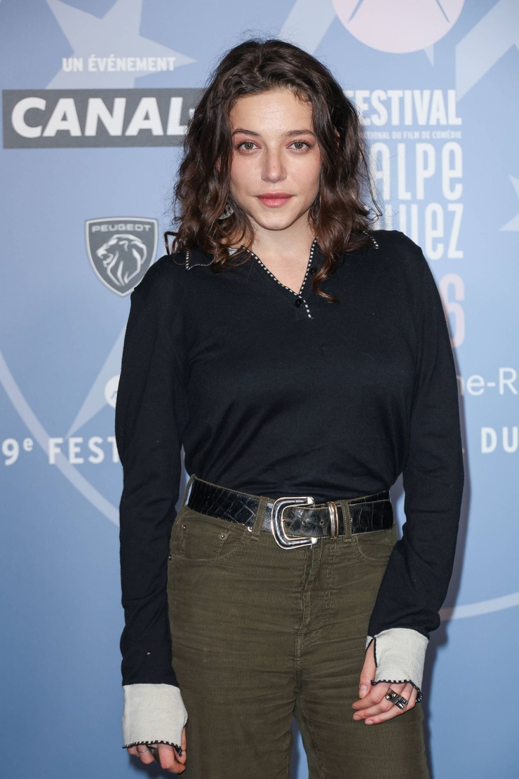 Zoé Adjani