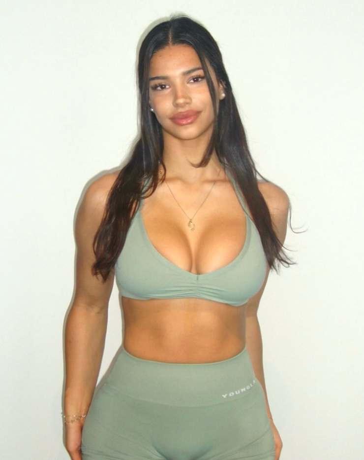 Kiana Dufour