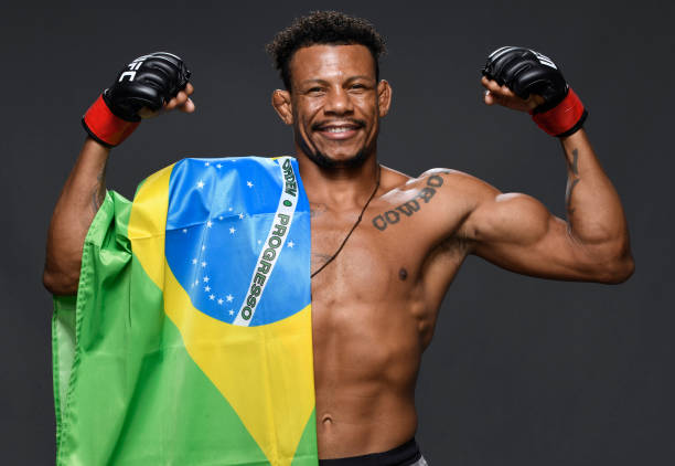 Alex Oliveira