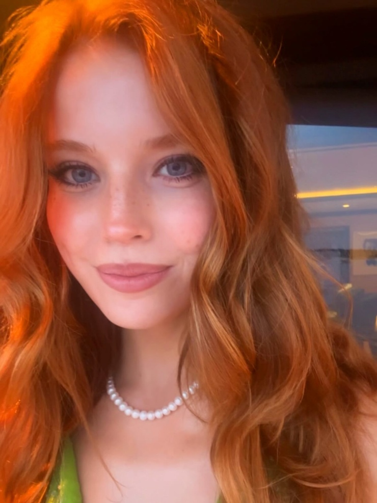 Emily Deyt Aysage