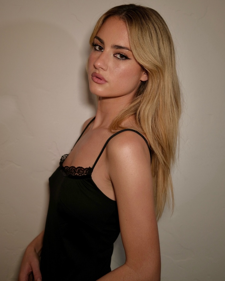 Grace Van Patten