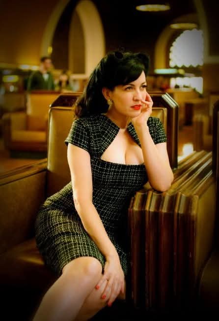 Grey DeLisle