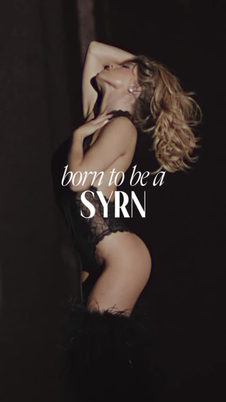 Sydney Sweeney Sydney Sweeney