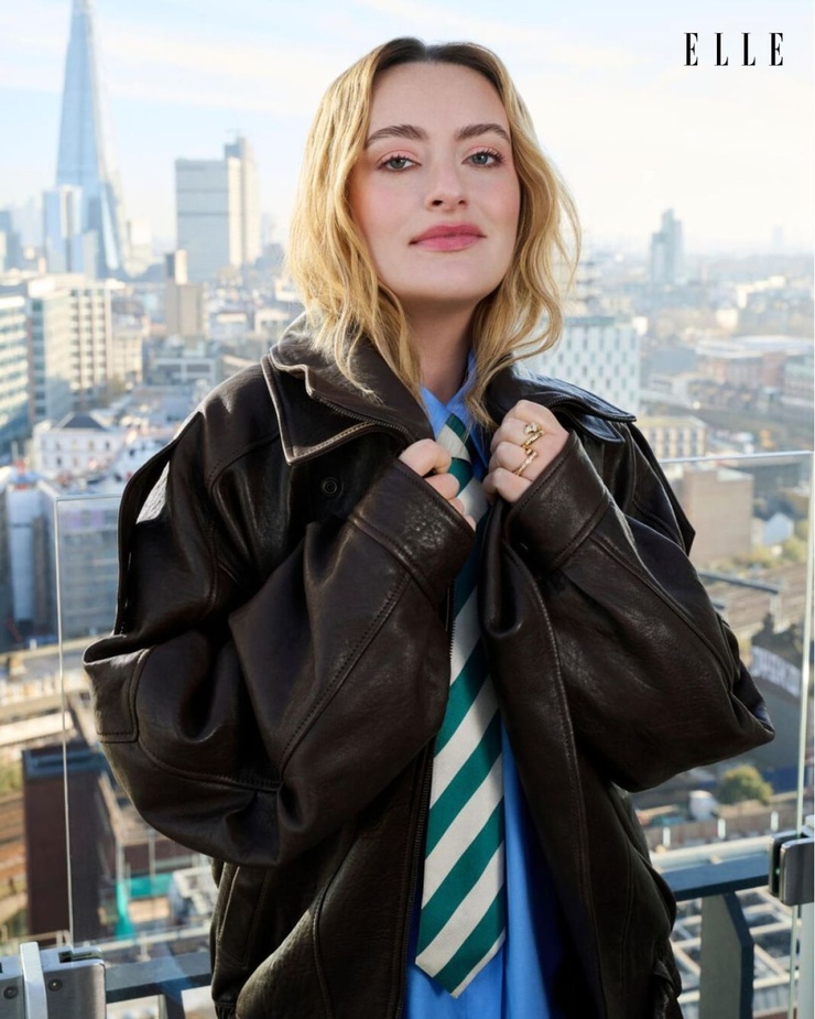 Amelia Dimoldenberg