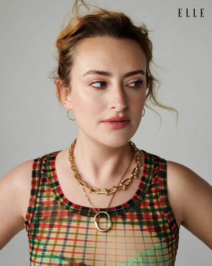 Amelia Dimoldenberg
