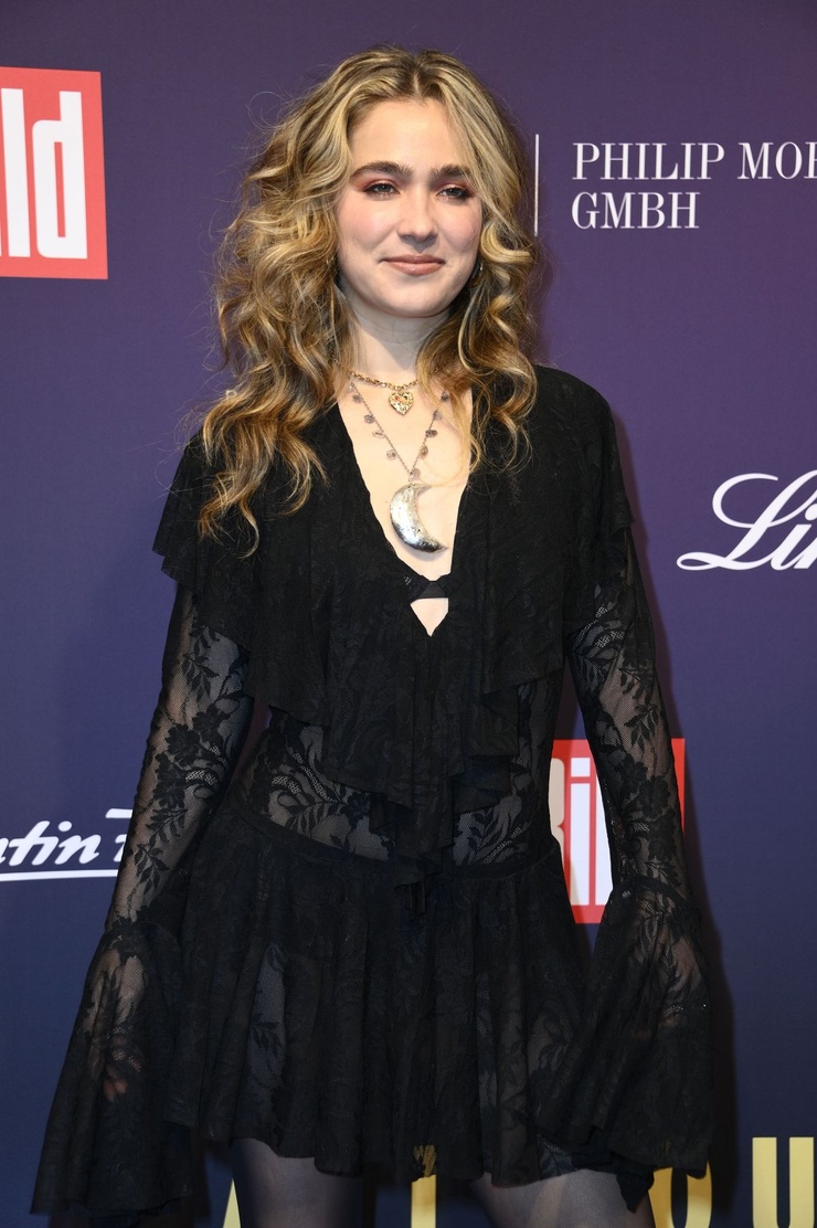Haley Lu Richardson