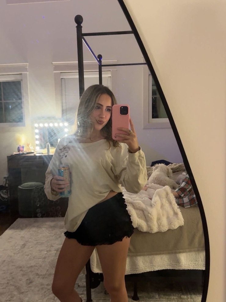 Ava Kolker