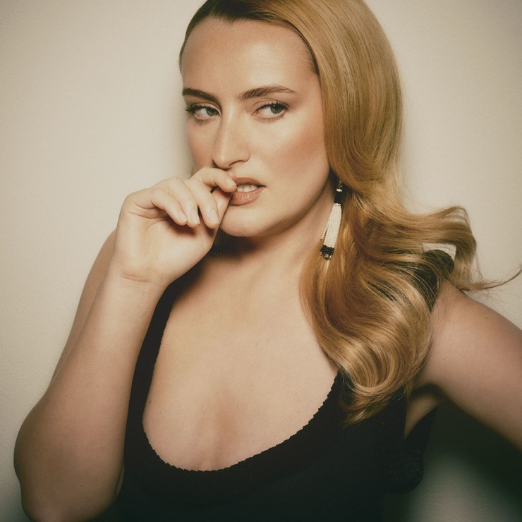 Amelia Dimoldenberg