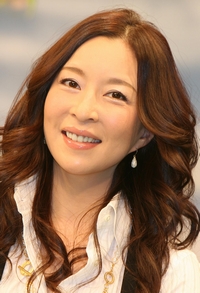 Miki Maya