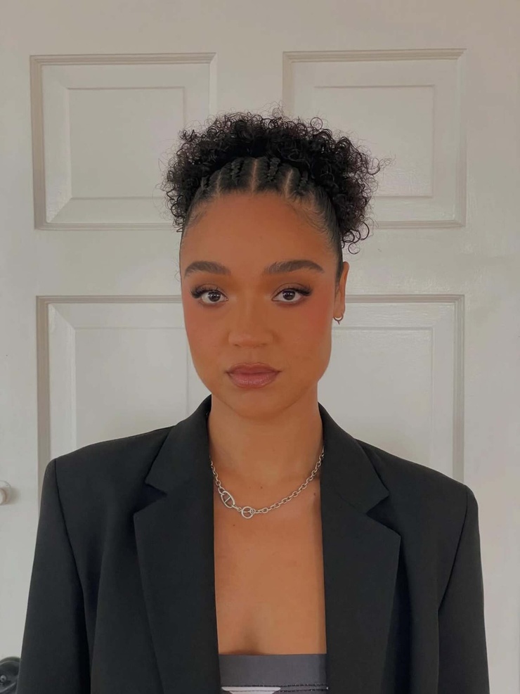Aisha Dee