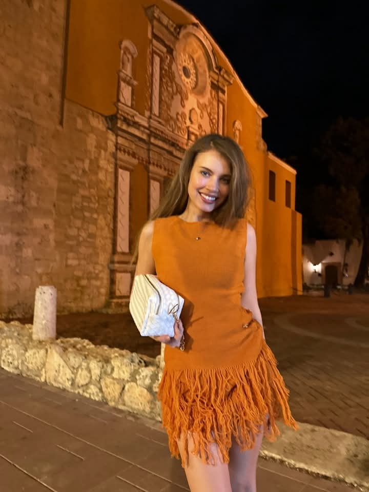 Xenia Tchoumitcheva Xenia Tchoumitcheva