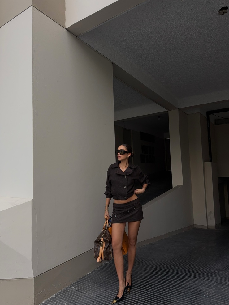 Luana Barron Luana Barron
