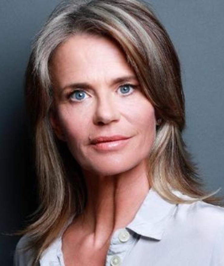 Serena Scott Thomas