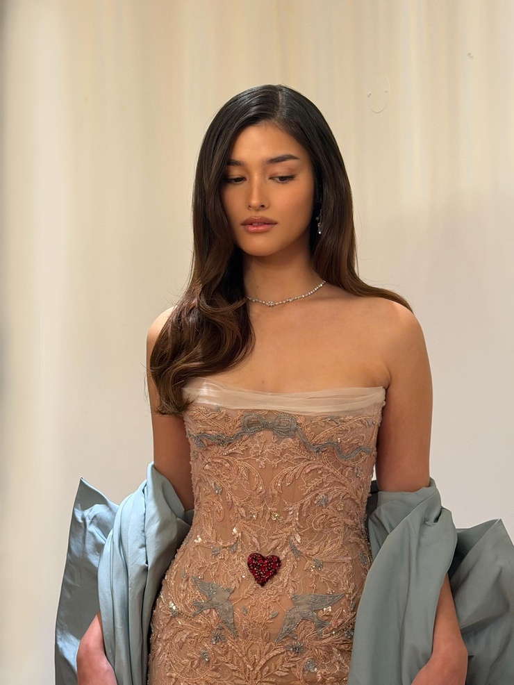 Liza Soberano