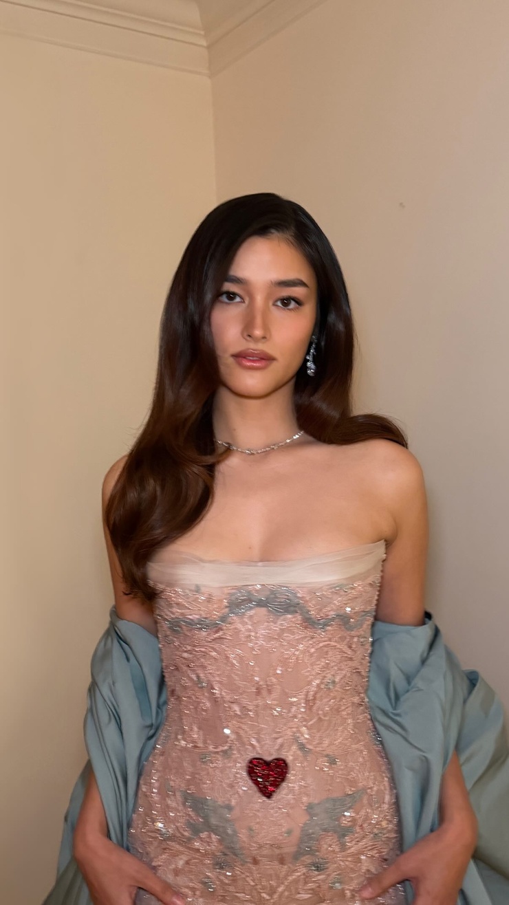 Liza Soberano