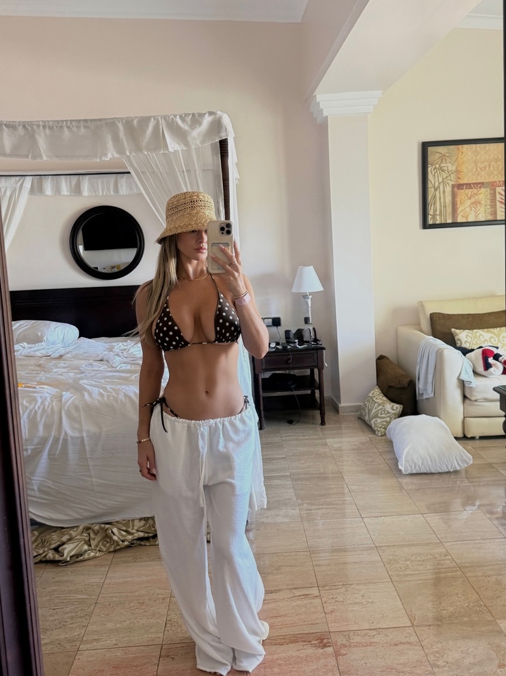 Kinsey Wolanski