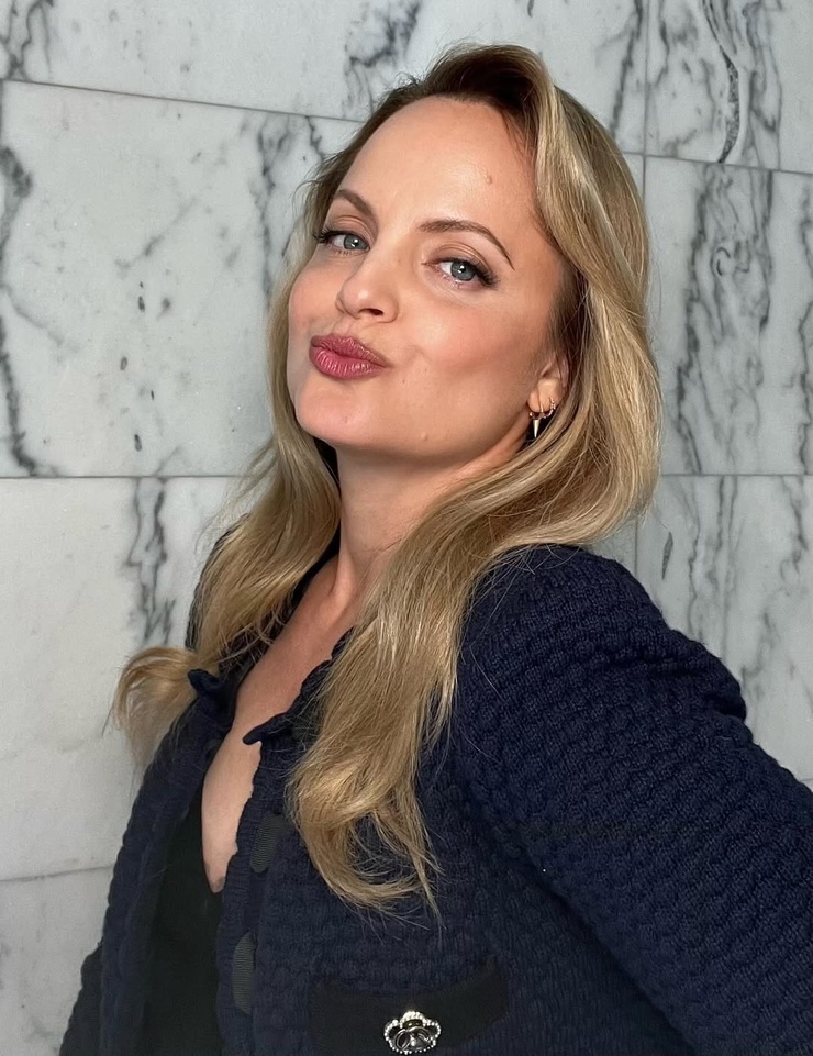 Mena Suvari