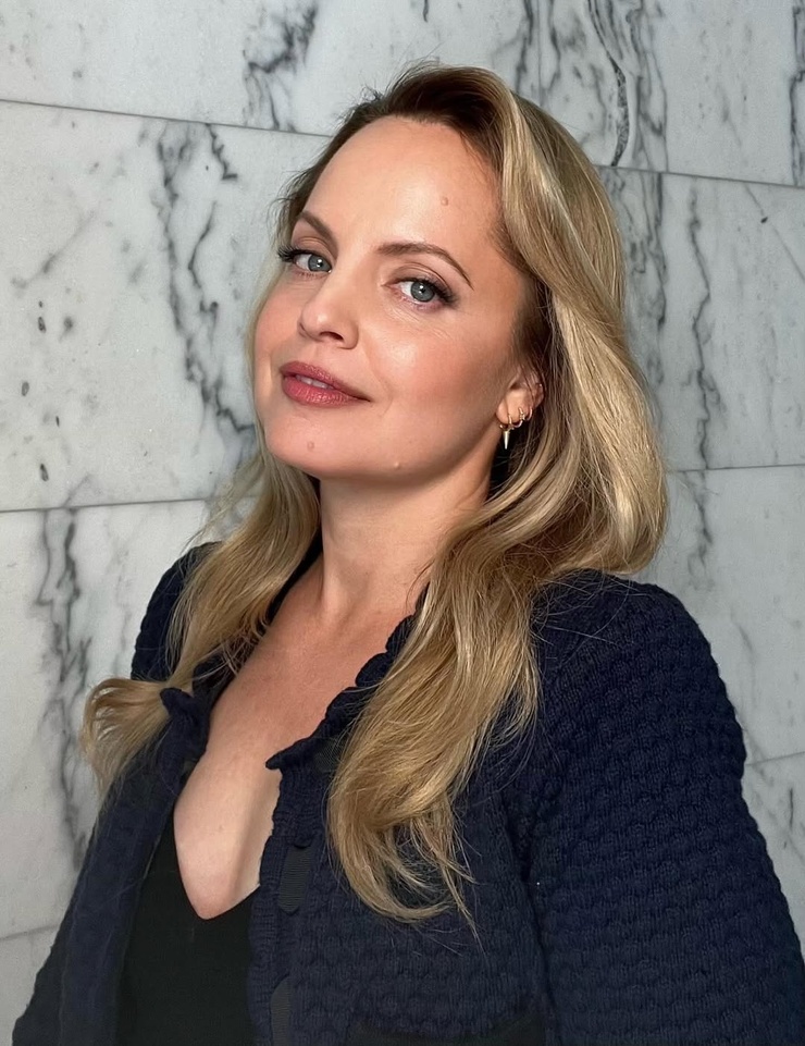 Mena Suvari