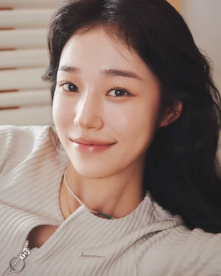 Roh Yoon-seo