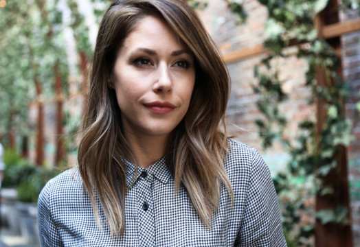 Amanda Crew