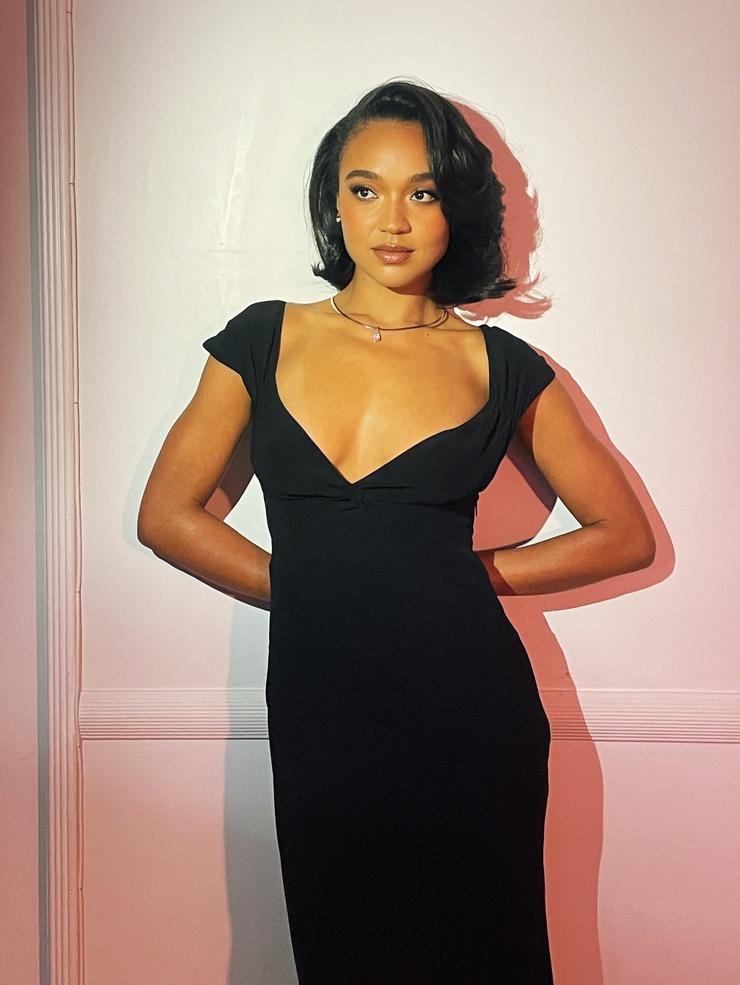 Aisha Dee