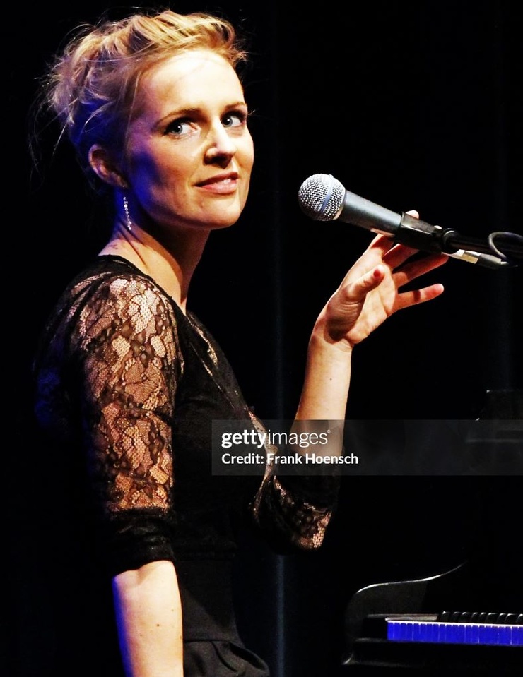 Agnes Obel