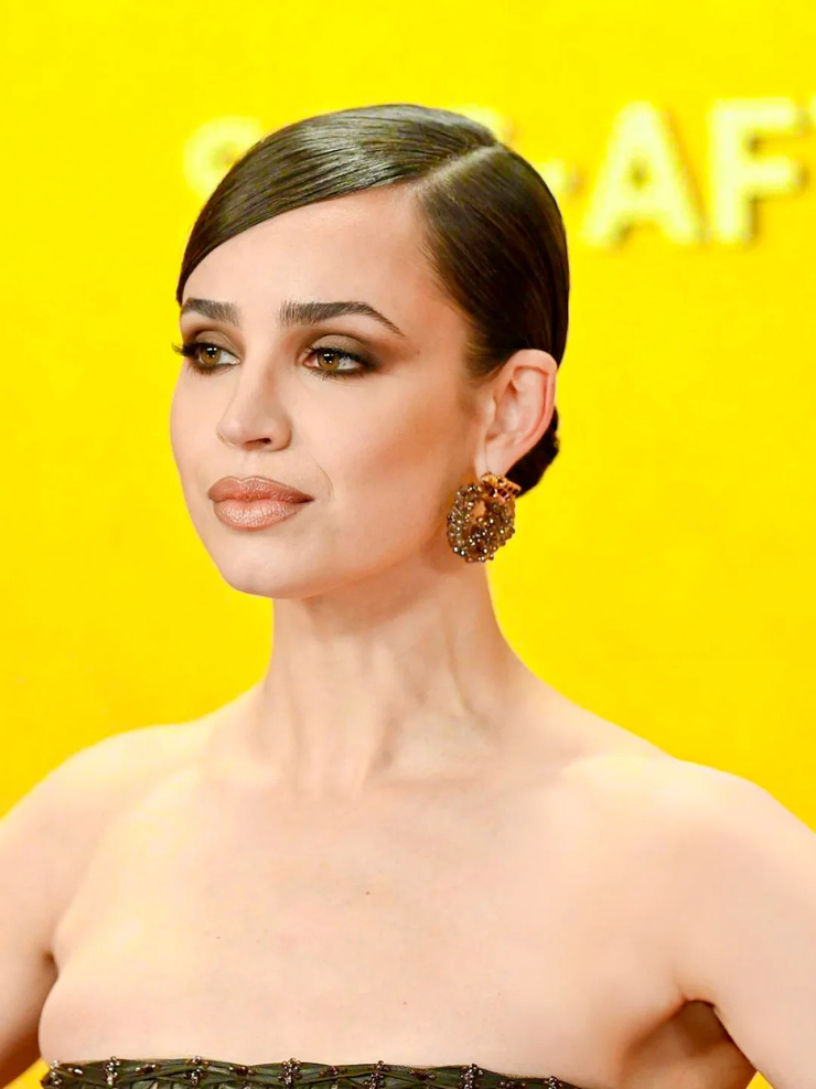 Sofia Carson