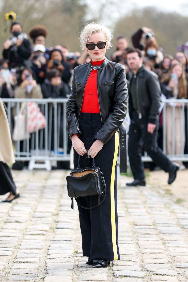 Julia Garner