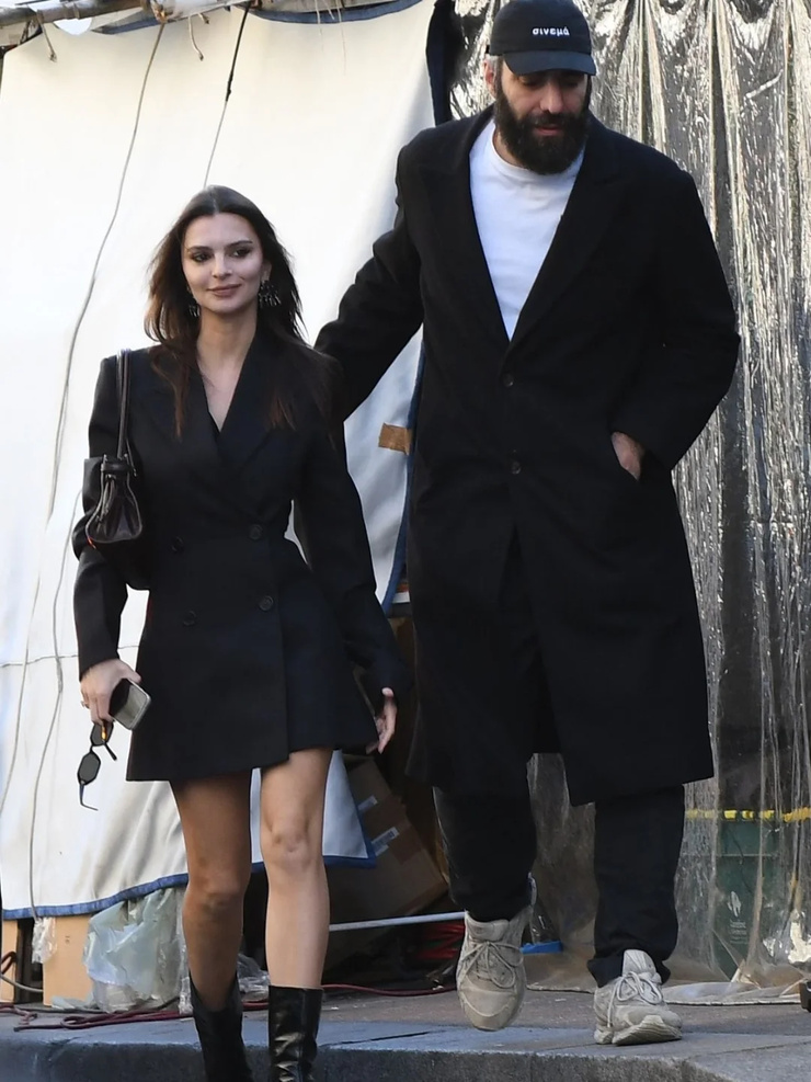Emily Ratajkowski Emily Ratajkowski