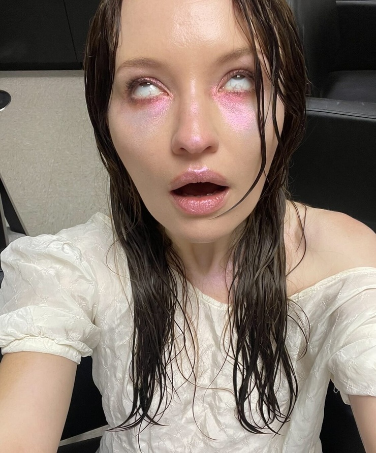 Emily Browning Emily Browning